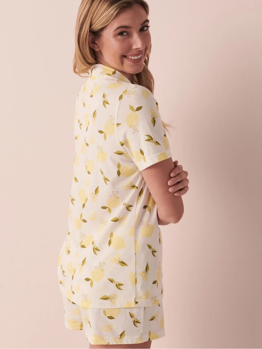 🍋 Lemon Flower Print Short Pajama Set 🍋 - Picture 2 of 11